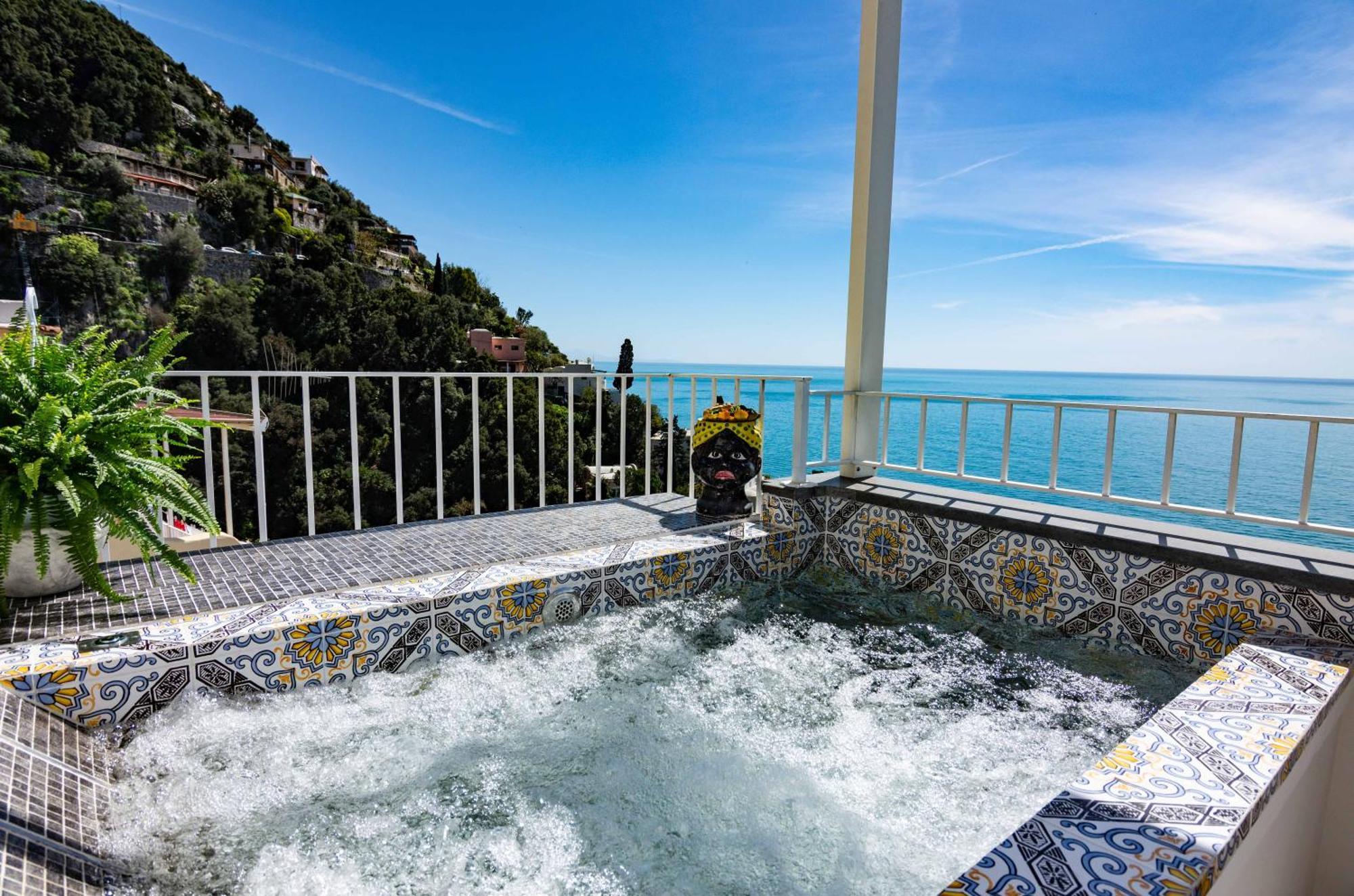 Villa Pietra Santa Positano Buitenkant foto