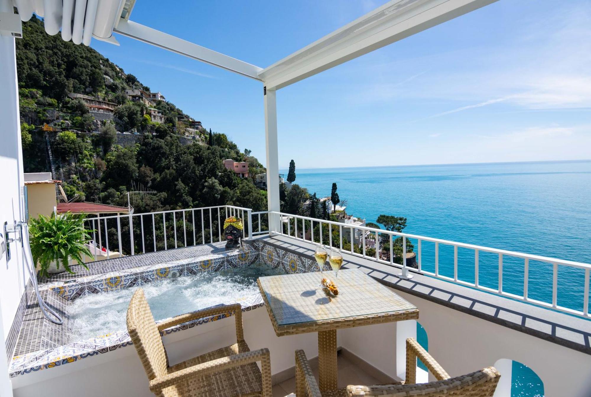 Villa Pietra Santa Positano Buitenkant foto